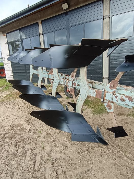 Pług 4-skibowy obrotowy Fenet, huard, kuhn, kverneland, overum, unia