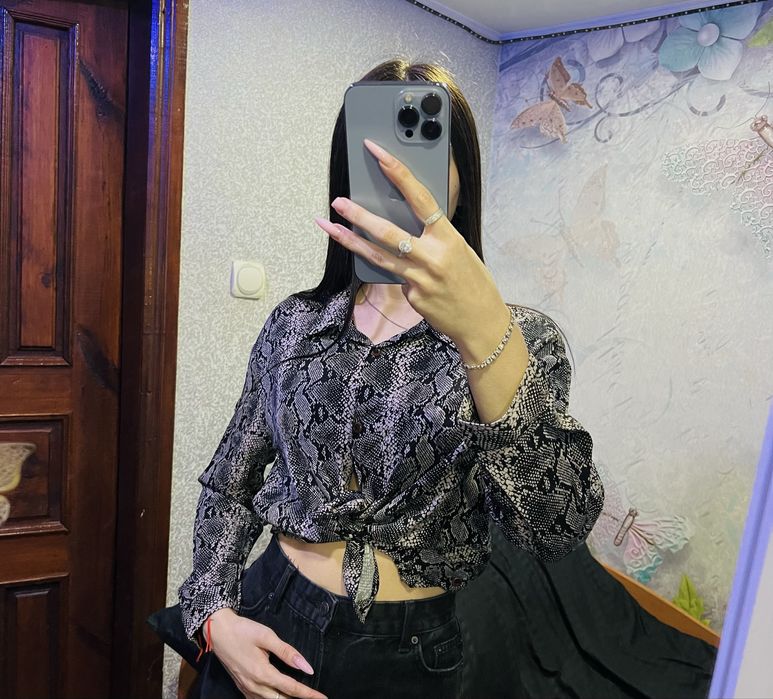 Рубашка в зміїному принті