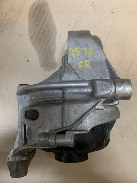 Подушка двигуна права Audi q5 80a 2017-2022 4M0199372B