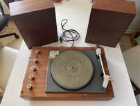 Stary gramofon PRL