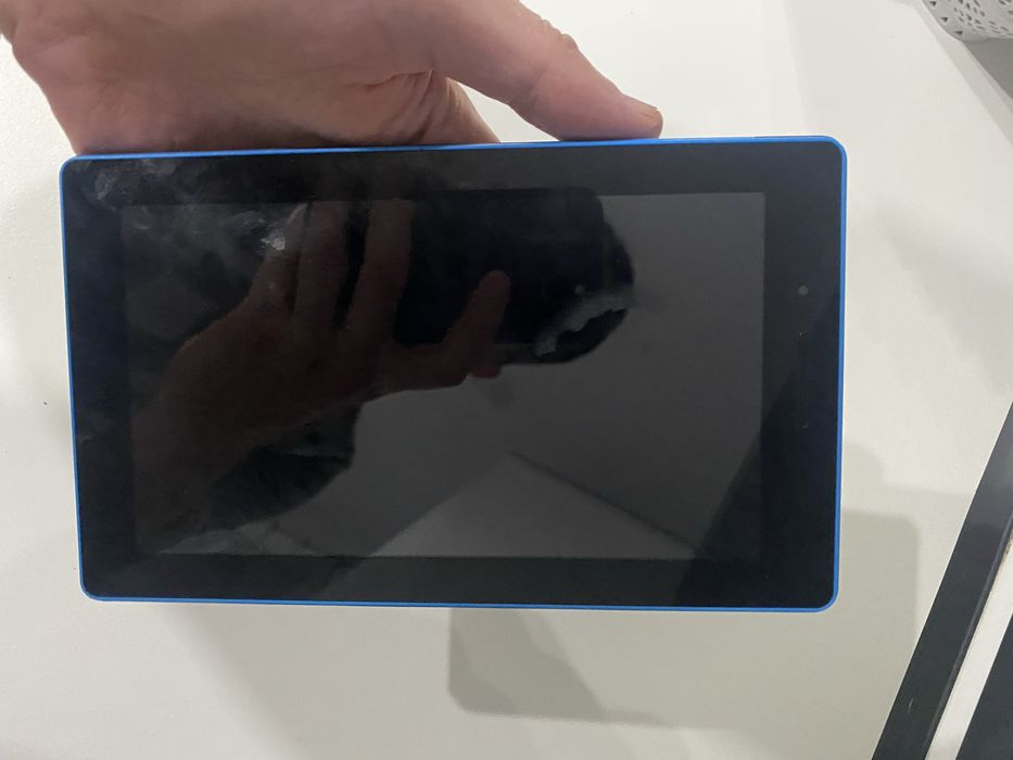 Планшет Lenovo Tab 3 Essential 710F
