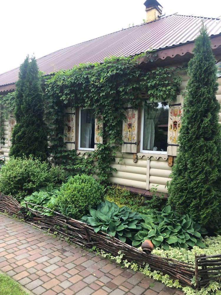 Відпочинок на Блакитних Озерах Садиба  На селі у Дідуся