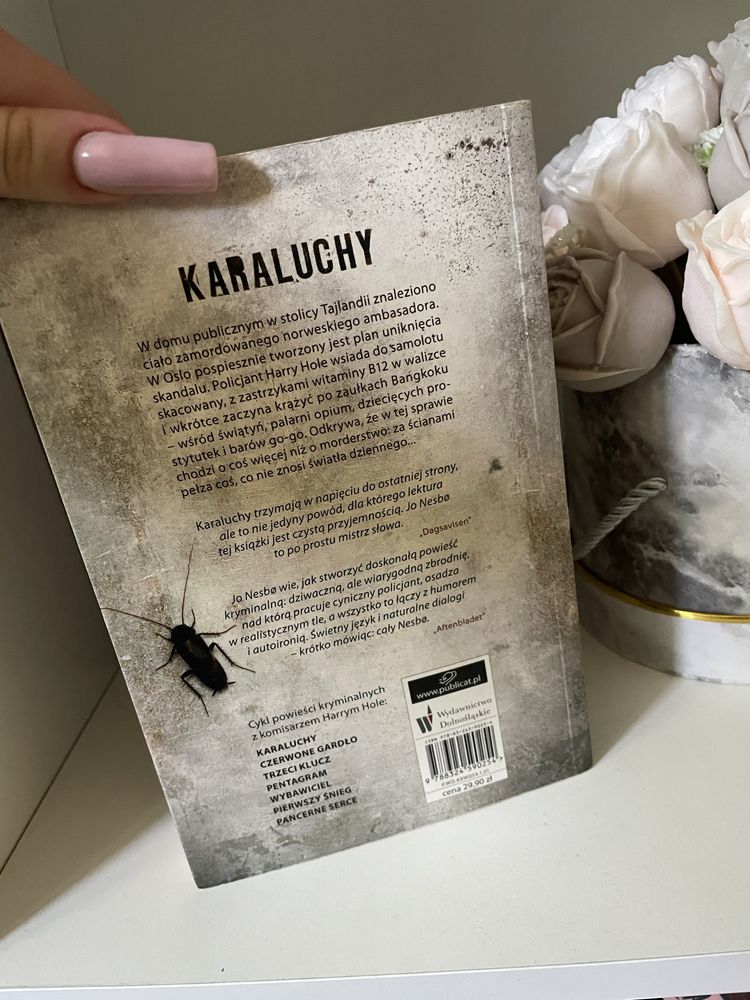 Karaluchy Jo Nesbo