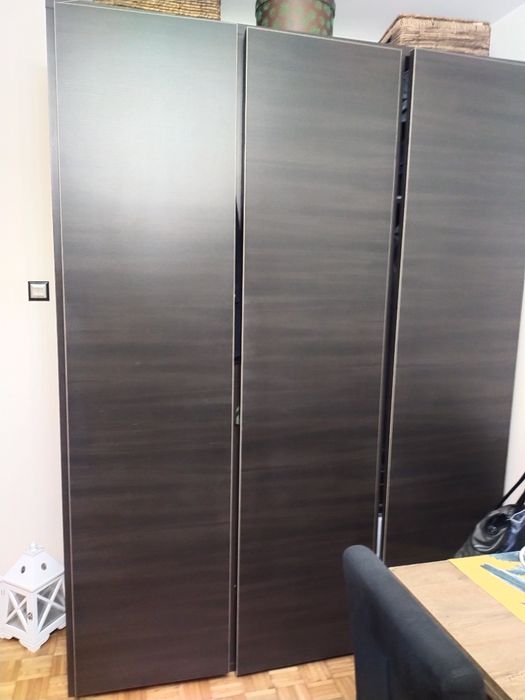 Szafa trzydrzwiowa Doors
