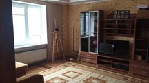 Продам 2-х этажный дом в Червоном Хуторе. Хорошее состояние. 2 входа