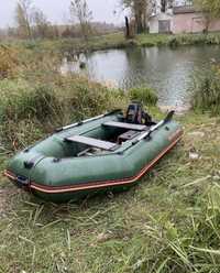 Надувная лодка с мотором калибри продам