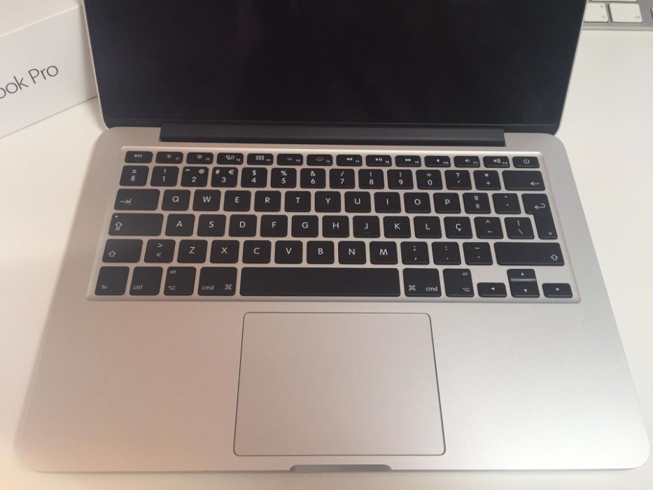 MacBook Pro - Retina, 13 polegadas, 2015 (apenas 79 ciclos de bateria)