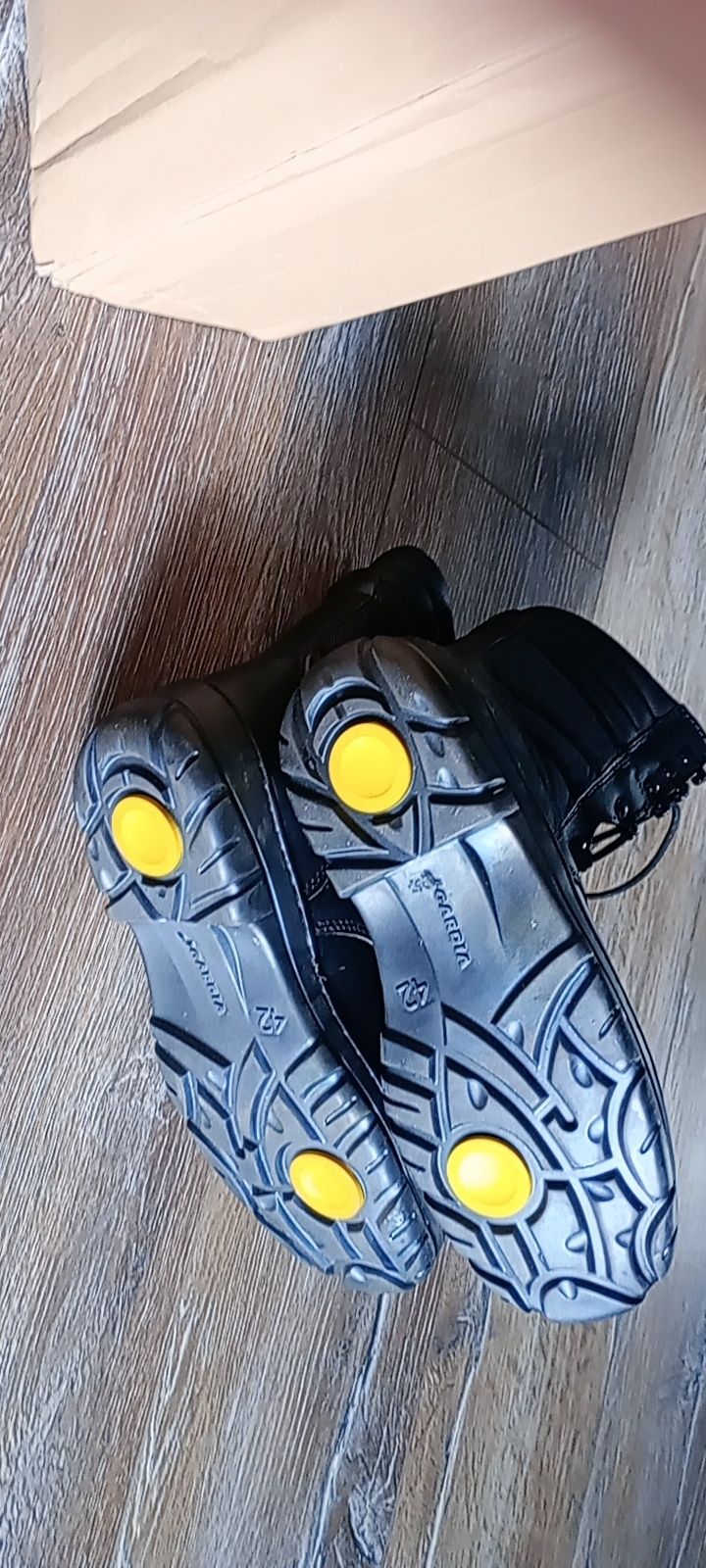 Buty militarne rozmiar 42