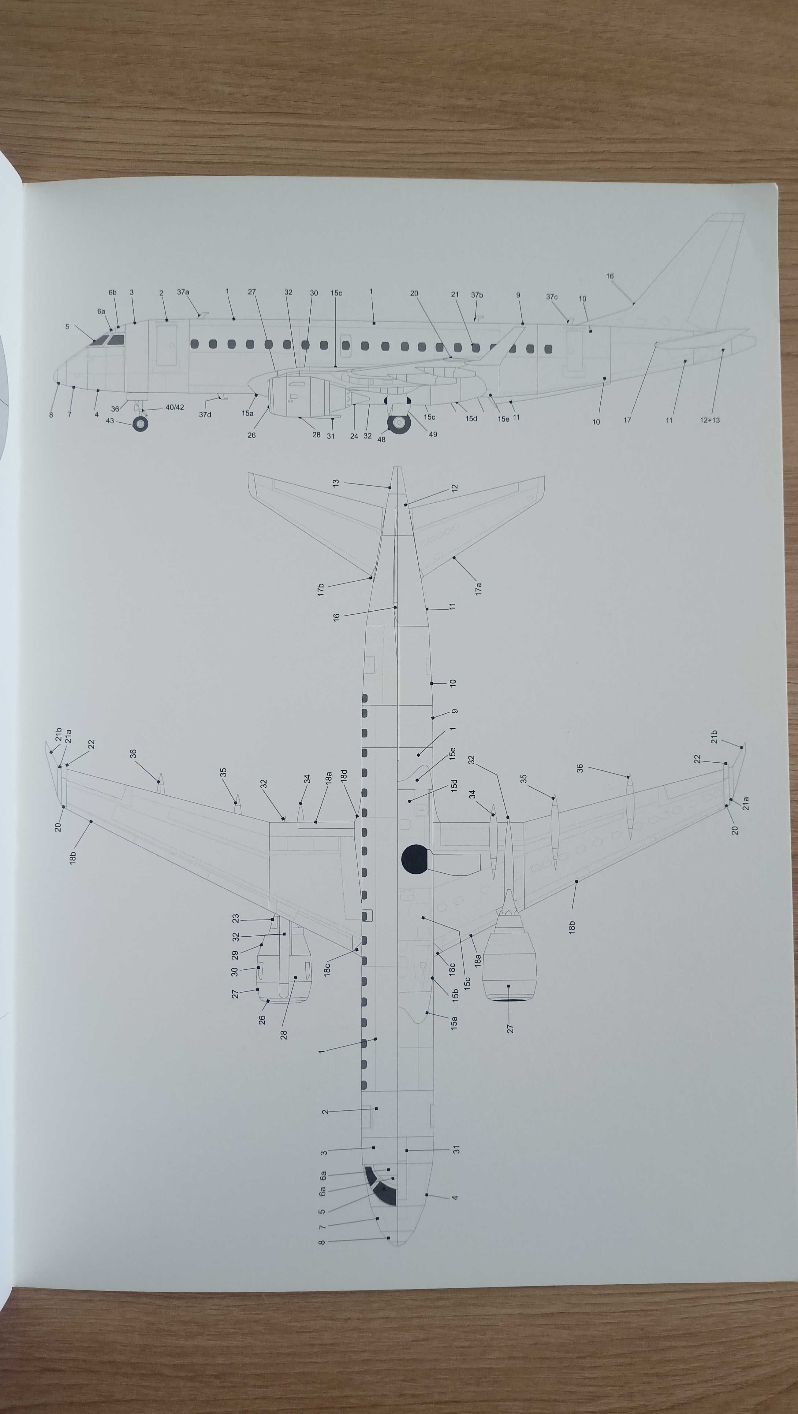 Model kartonowy - Embraer 175 PLL LOT - Wydawnictwa MPModel 75