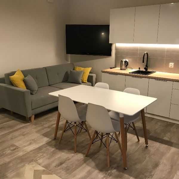 28.07-1.08 Apartament  morze basen kryty jacuzzi SPA sauny Kołobrzeg