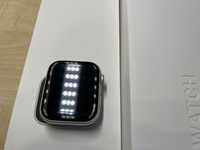 Продам Apple Watch 5 44mm Silver Alu