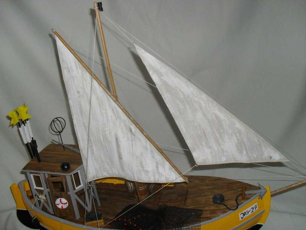 Ręcznie robiony model kutra rybackiego KUTER RYBACKI JAS-27