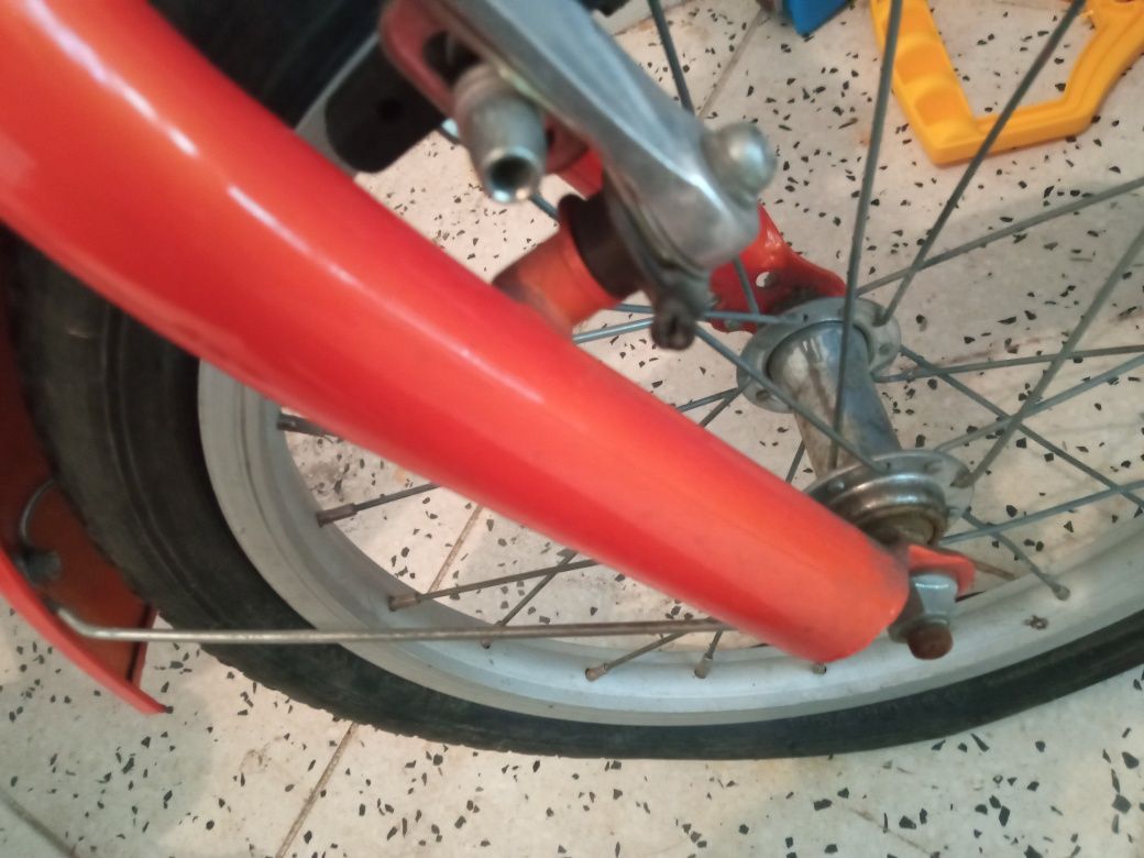 Rower dla dziecka do 6 lat zepsuty do naprawy stan używany 3+