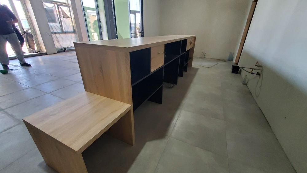 Барні стійки великих  розмірів