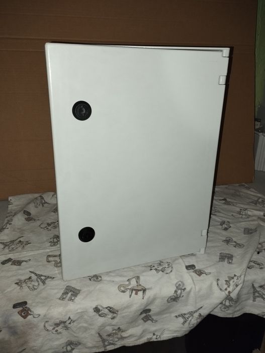 Skrzynka elektryczna rozdzielnia 40x30x20 Nowa!