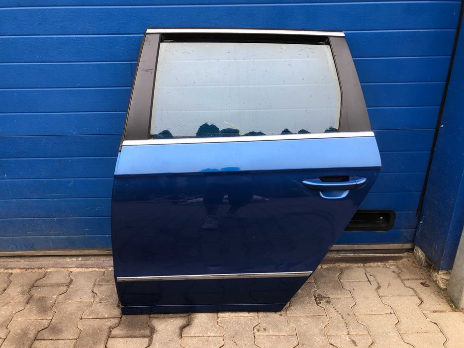 Drzwi Lewy Tyl Vw PASSAT B6 LC5C