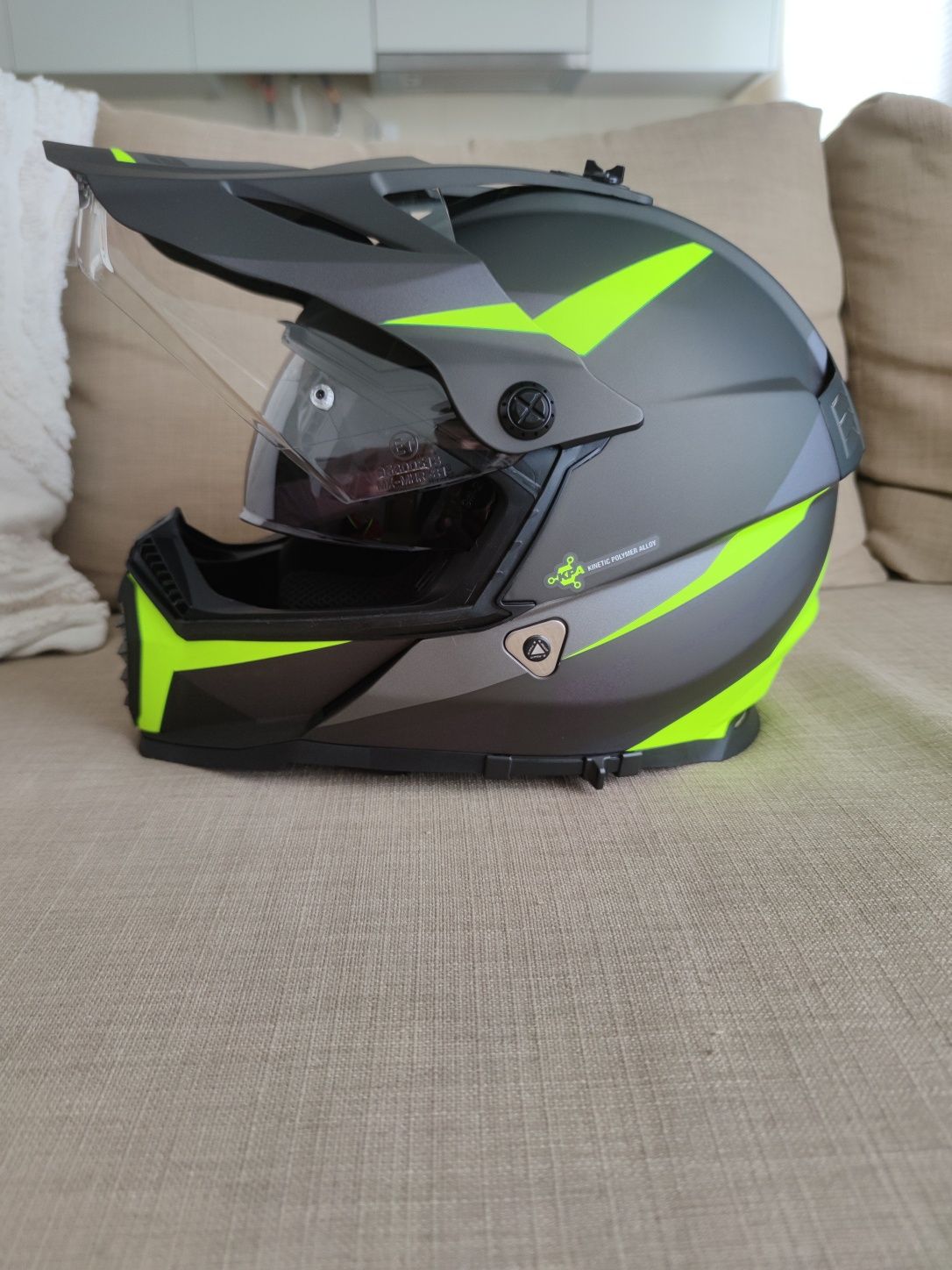 Capacete LS2 Pioneer Evo tamanho S