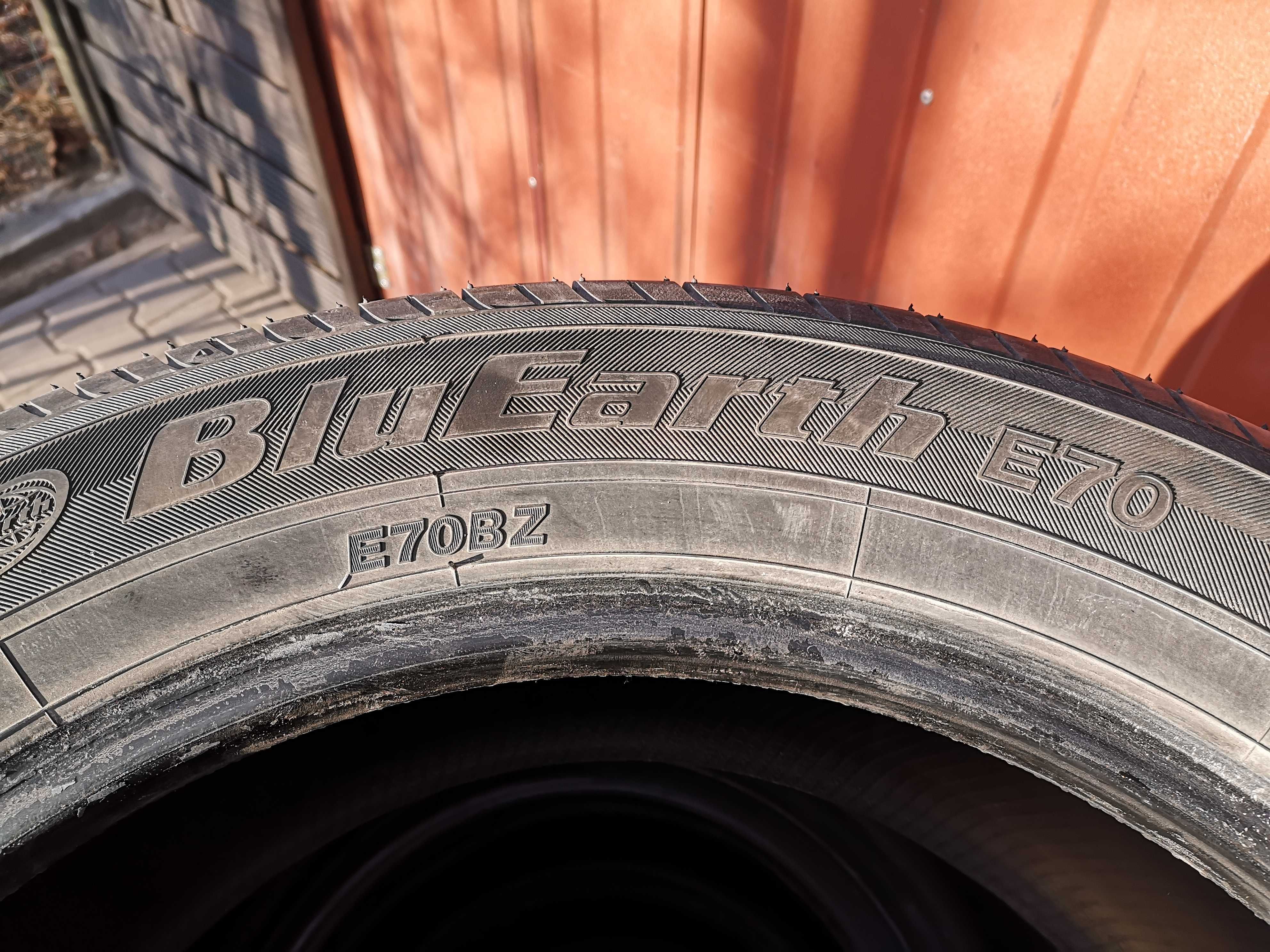 225/55 R18 98H - Yokohama BluEarth E70BZ (2 sztuki)