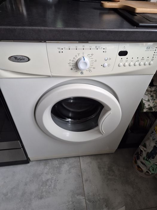 Pralka whirlpool