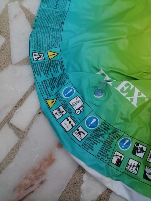 Boias para piscina e praia