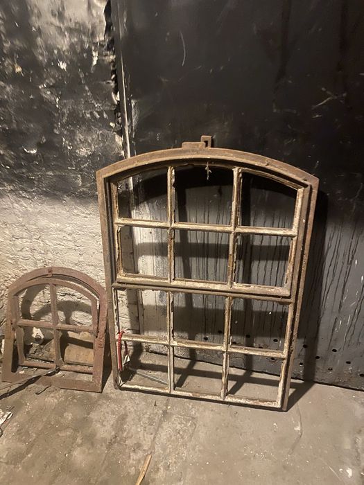 Antyczne Okno żeliwne 70x94cm dekoracja ,loft