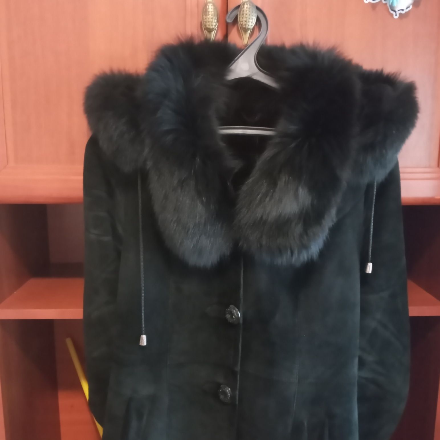 Жіночий пуховик Columbia, зимове пальто adidas, дублянка.