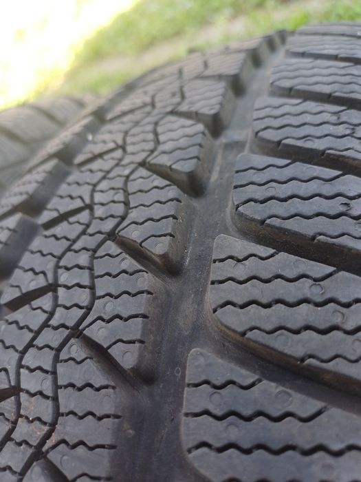 Opony zimowe 175/70/14 kpl 4 szt 7-8mm