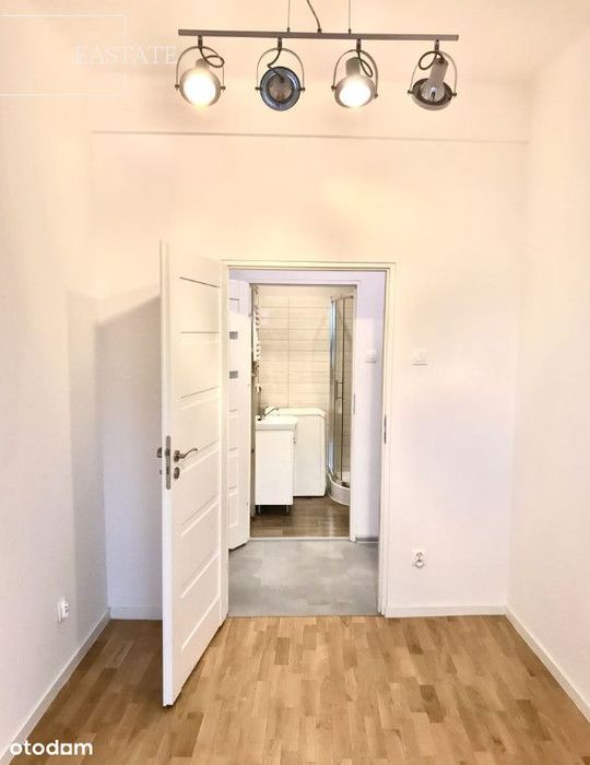 2 pokoje przy Metrze Młynów po remoncie.