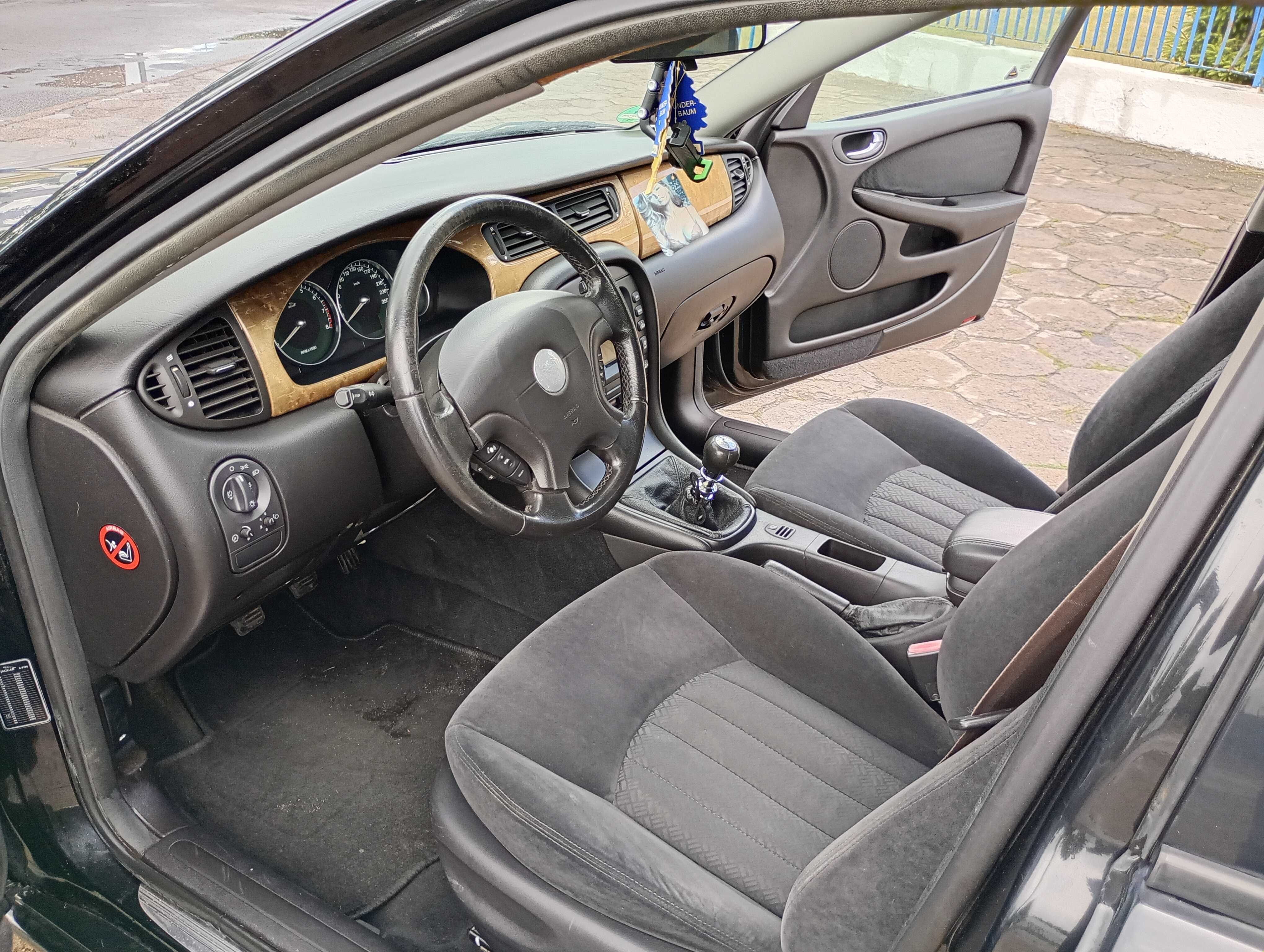 Jaguar X-Type z Niemiec 2.5 v6 Manual- Napęd 4x4