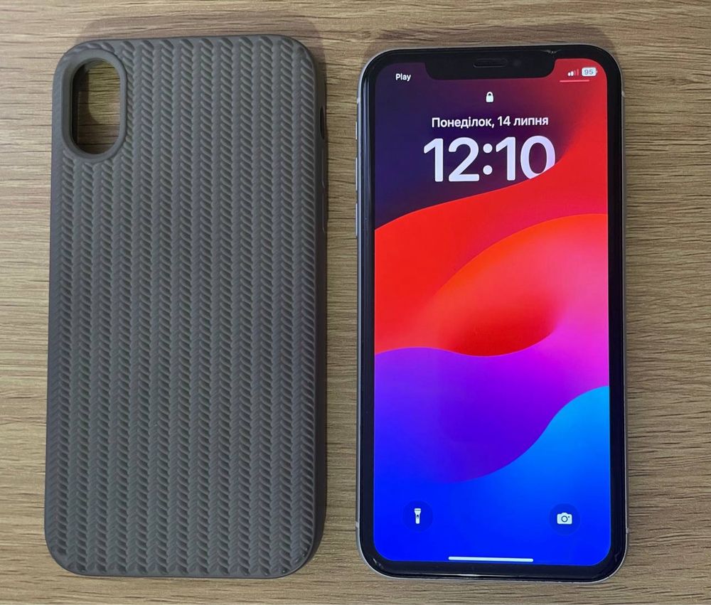 Iphone XR 128 GB w bardzo dobrym stanie