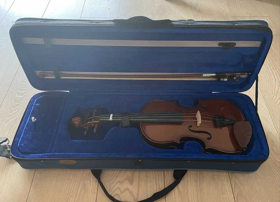 Violeta /  Viola D'arco Stentor Student 33,0cm com Estojo e Arco