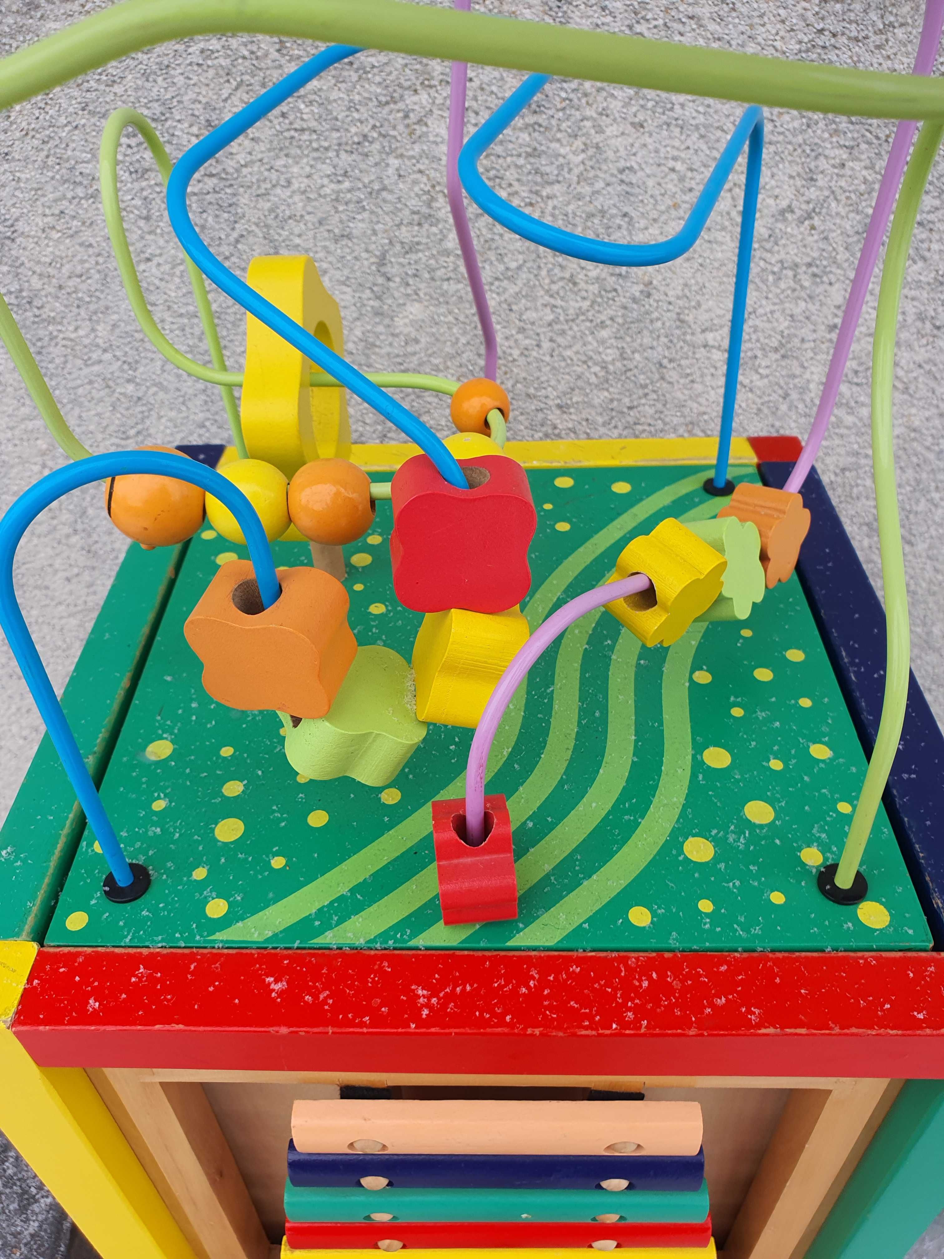 Skrzynia interaktywna, zabawka sensoryczna dla dziecka. Okazja
