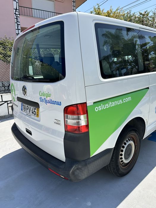 Carrinha VW TRANSPORTER 9 lugares