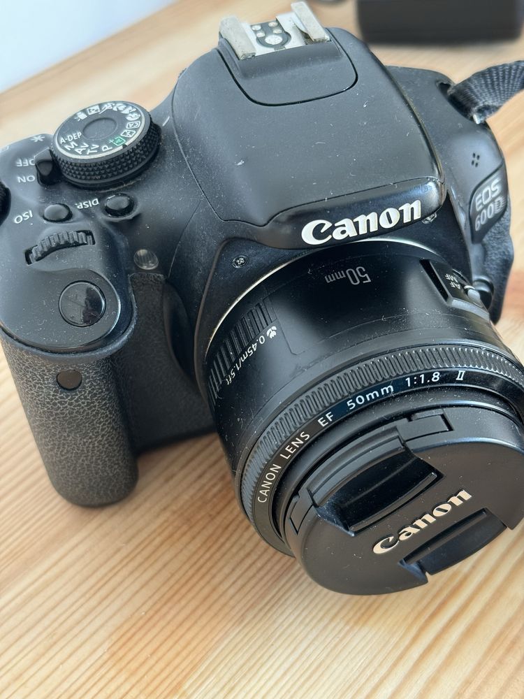 Maquina Canon 600D