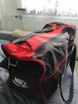 Duża używana torba NIKE , 95 L.