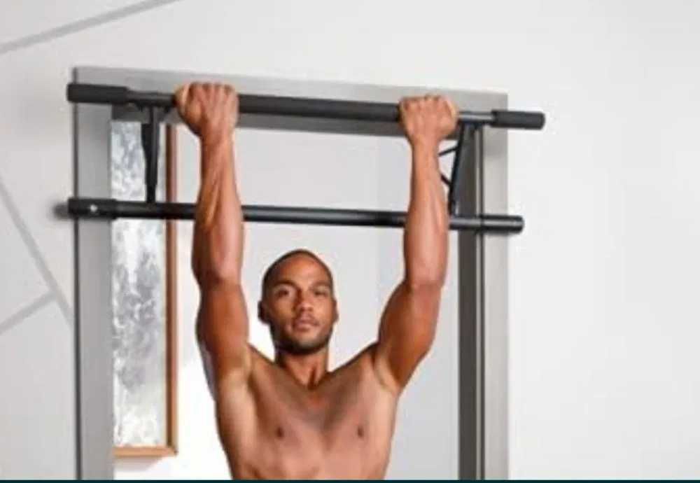 Drążek do ćwiczeń firmy KESSER