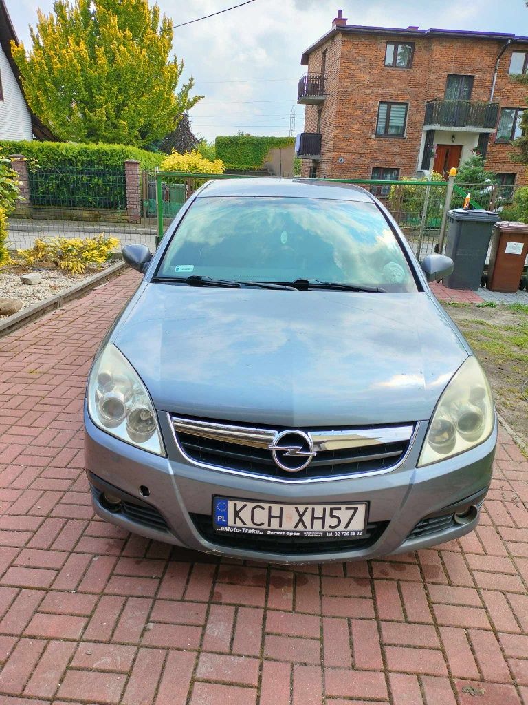 Opel Signum 1.9CDTI 150 KM