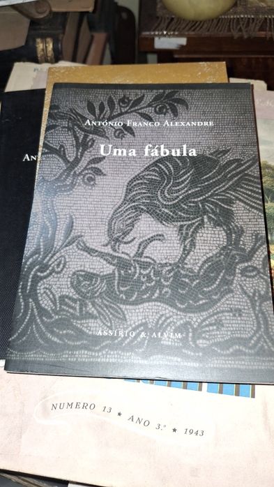 António Franco Alexandre uma fabula assírio alvim