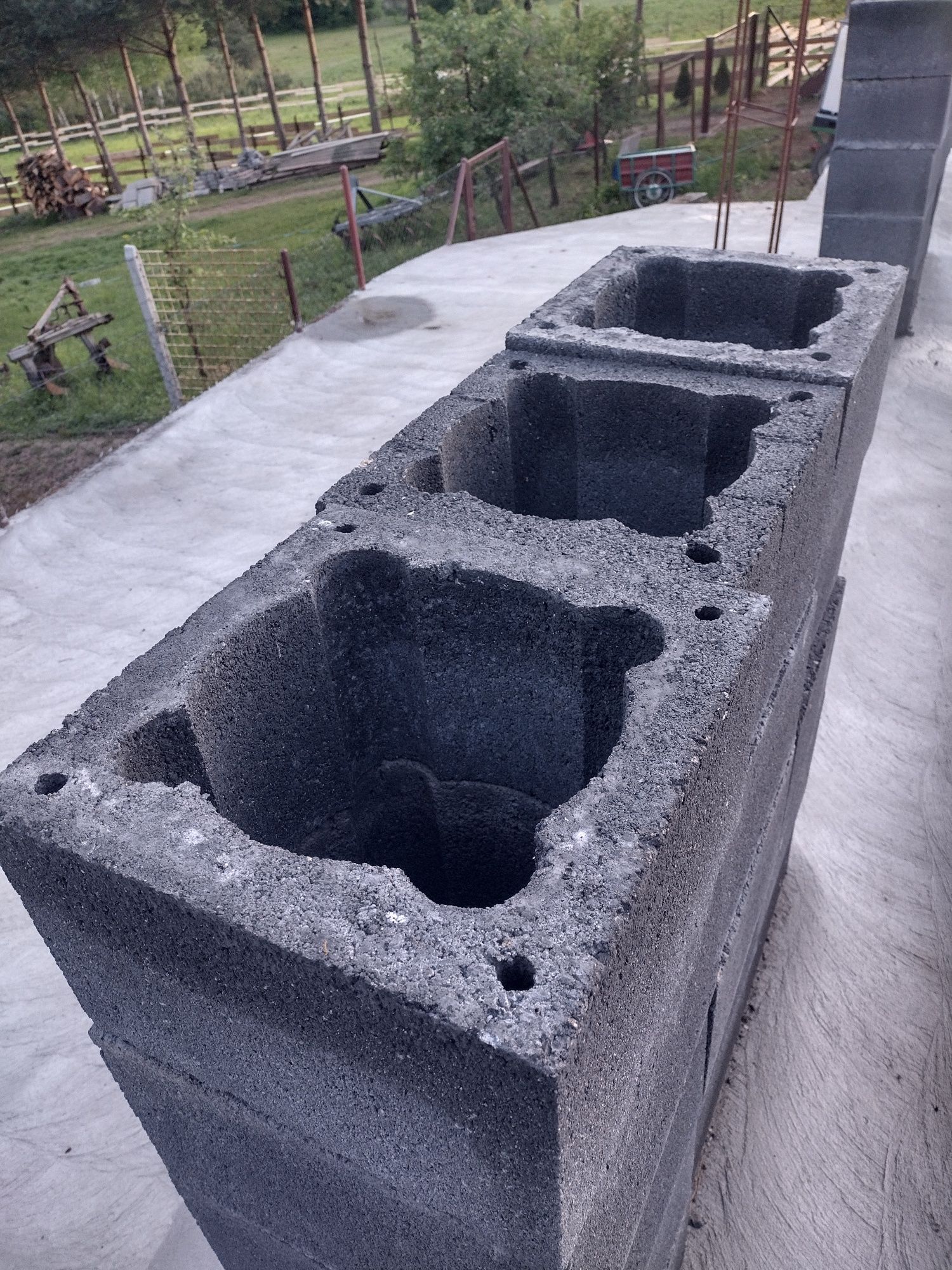 Sprzedam pustaki kominowe keramzyt