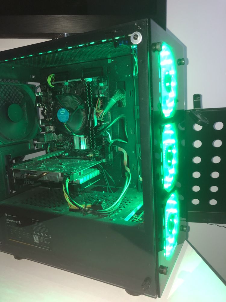 Komputer  GTX1650  i3 10100f  16 gb ram