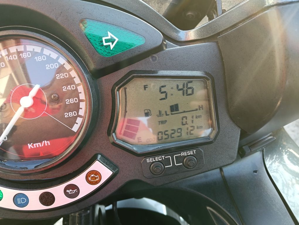 Yamaha ZJR 1300 impecável