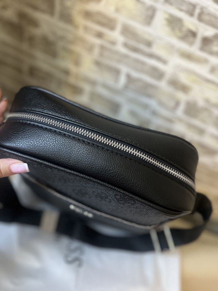 Шкіряна чоловіча сумка GUESS