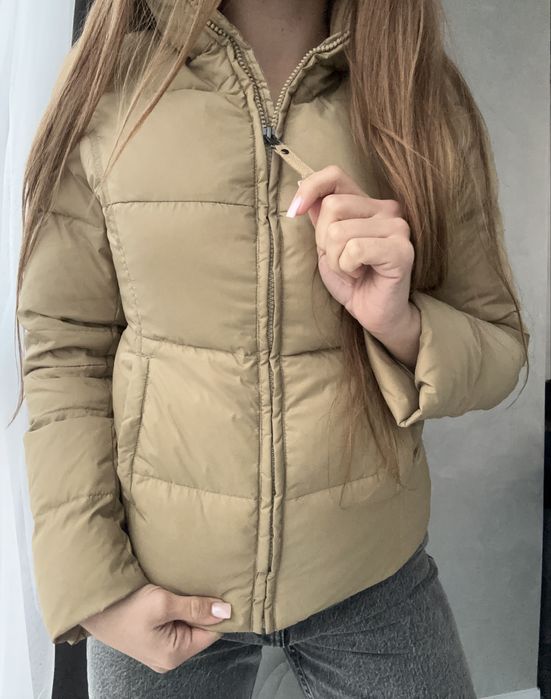 Пуховик жіночий Benetton натуральний пух гірчичний XS