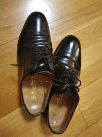 Sapatos de homem de cerimónia t.40