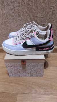 Женские кроссовки Nike Air Force 1, р.39