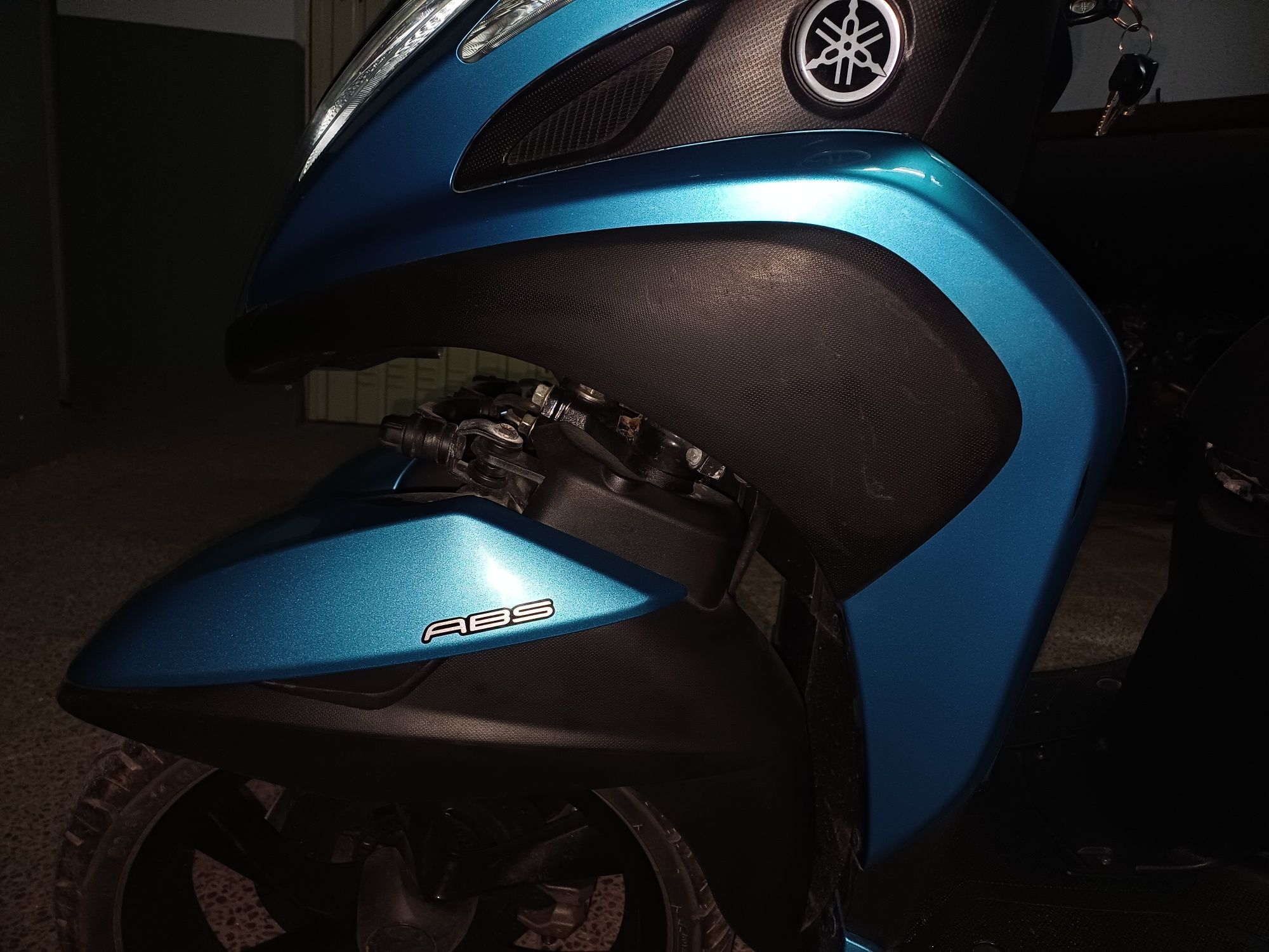 Yamaha tricity com poucos kilometros
