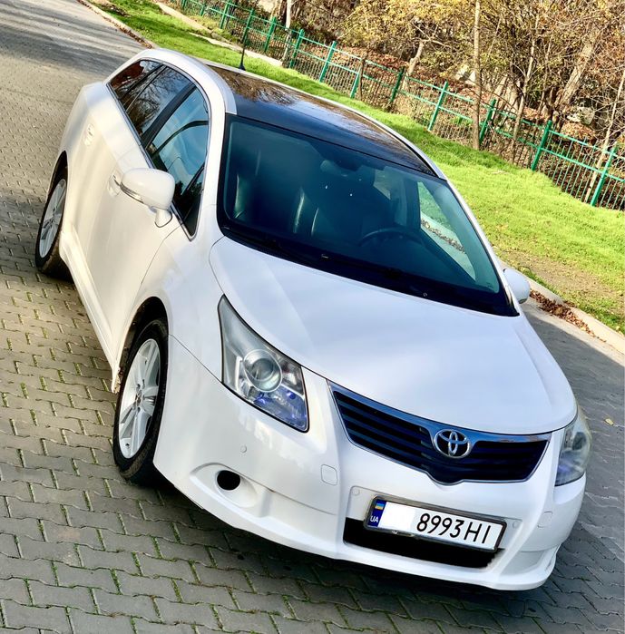Продам Toyota Avensis T27, дизель 2.2 D4D