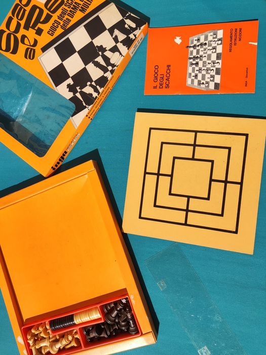 Jogo Xadrez e Damas "INGA Giocattoli" made in Italy - vintage