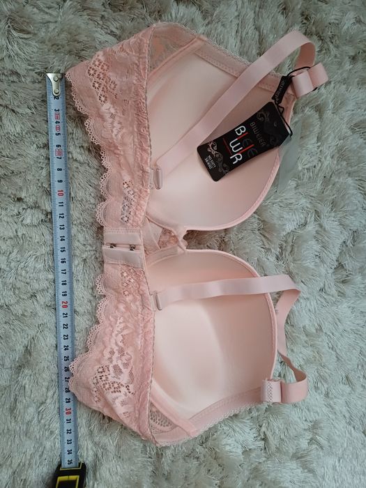 Бюстгальтер новий р.38/85С