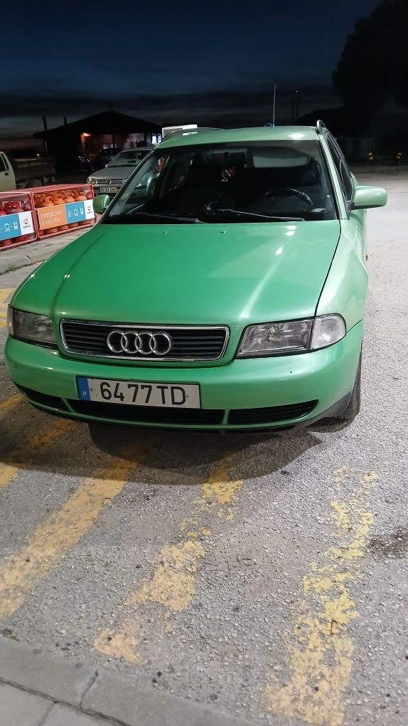 Vendo audi a4b5 1.9